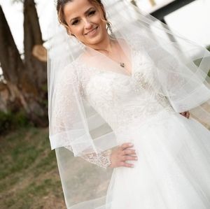 Meet your Posher, Flavia